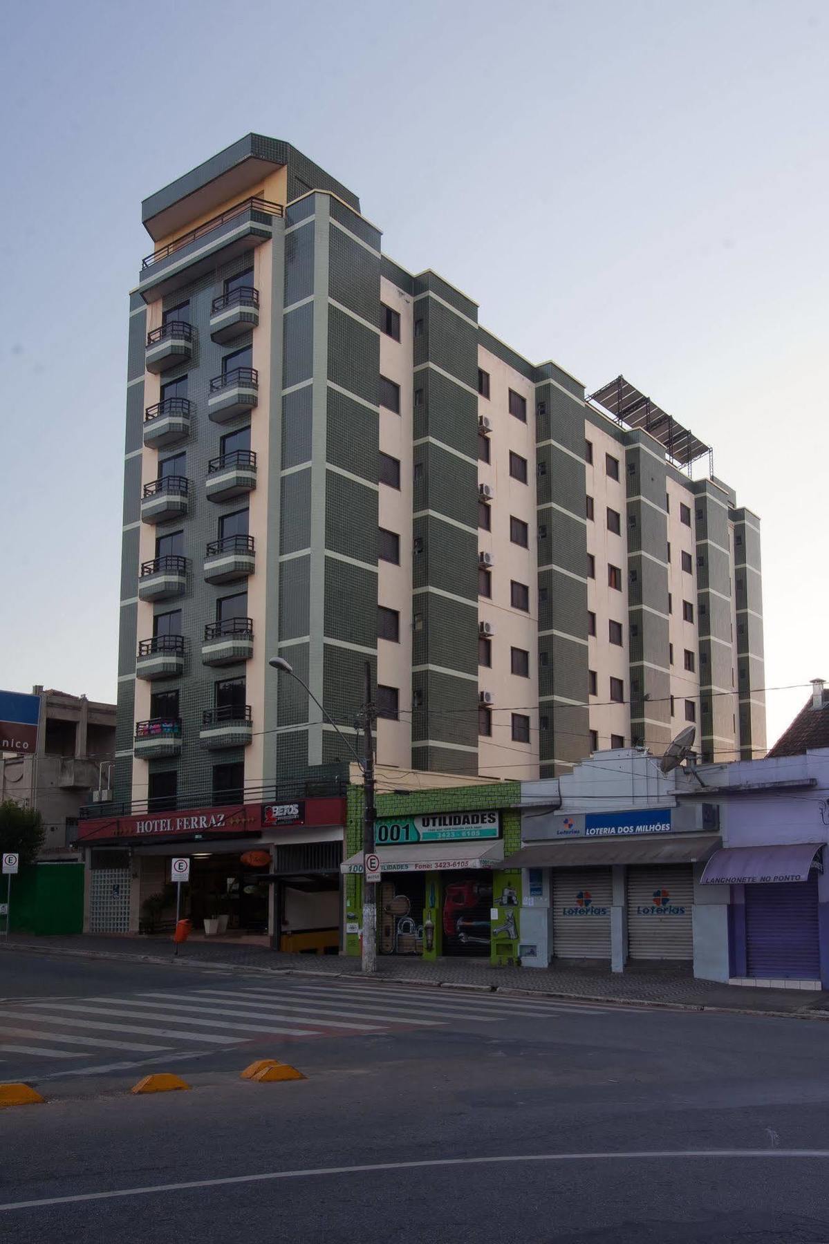 Hotel Ferraz Pouso Alegre Exterior photo