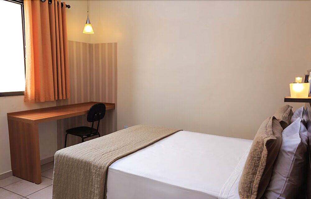 Hotel Ferraz Pouso Alegre Exterior photo